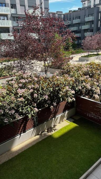 פראג Residence Garden Tower S Balkonem, Garaz מראה חיצוני תמונה