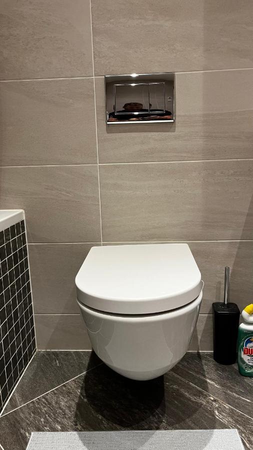 פראג Residence Garden Tower S Balkonem, Garaz מראה חיצוני תמונה