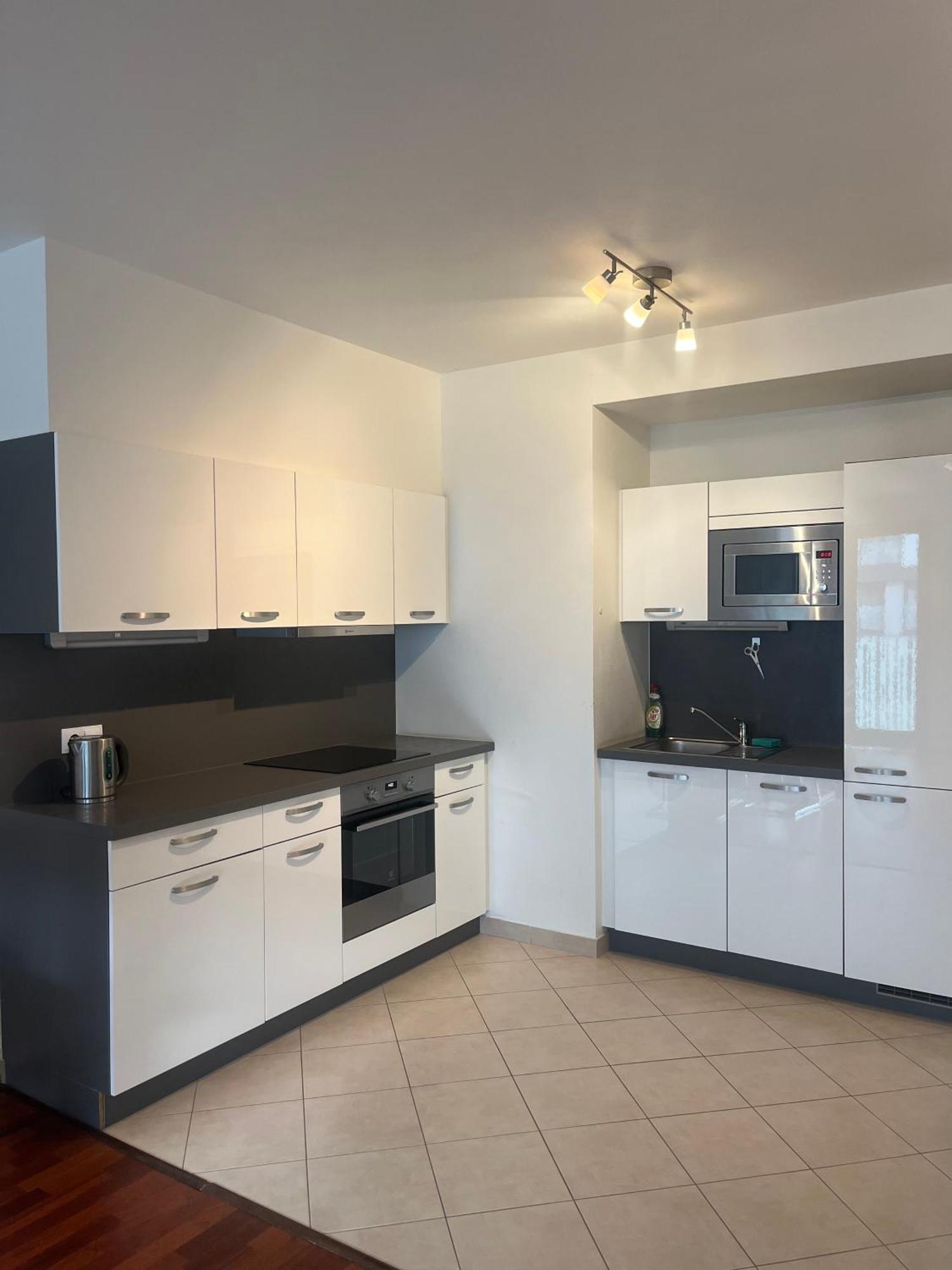 פראג Residence Garden Tower S Balkonem, Garaz מראה חיצוני תמונה